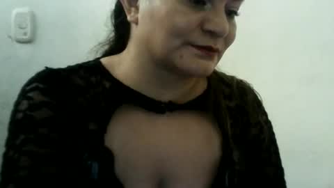 Snapshot of dapnne24 chatting on 05-25-26, 03:29 dapnne online show from 05-25-26, 03:29