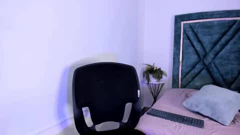 Daphne online show from 12-05-24, 08:33