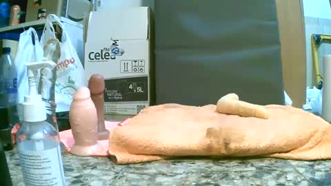 Snapshot of dar12173 chatting on 01-29-25, 06:12 dar12173 online show from 01-29-25, 06:12