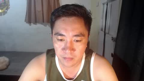 Snapshot of darby1992 chatting on 01-10-26, 07:54 Rob online show from 01-10-26, 07:54