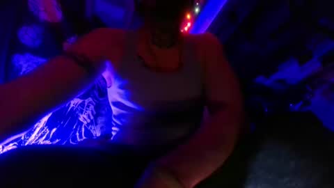 Snapshot of darc_zeyed_maine chatting on 02-13-25, 12:00 BetNic online show from 02-13-25, 12:00