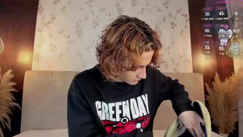 Darcy online show from 09-18-25, 12:07