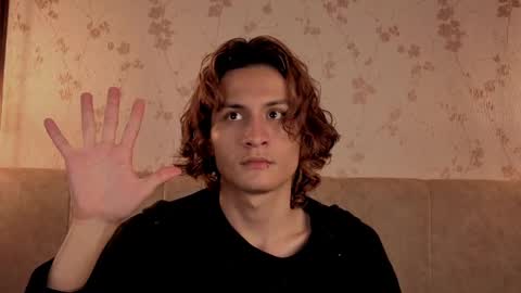 Snapshot of darcycullen chatting on 09-27-25, 11:37 Darcy online show from 09-27-25, 11:37