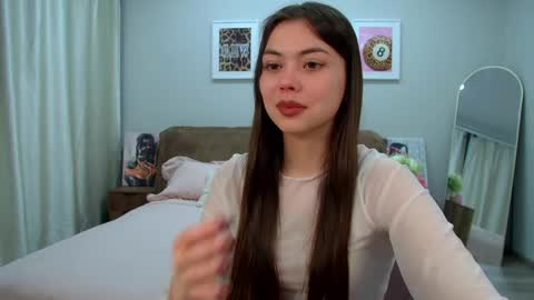 DarcyMacy online show from 05-27-26, 06:49