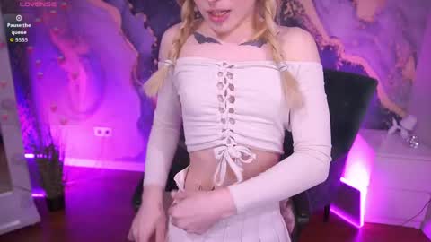 dariadelly online show from 04-20-26, 01:14