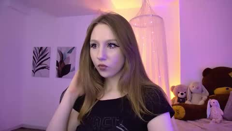 Daria Tate online show from 03-08-26, 12:31