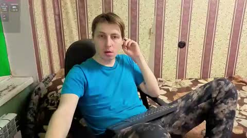 darienlarge online show from 12-14-25, 07:07