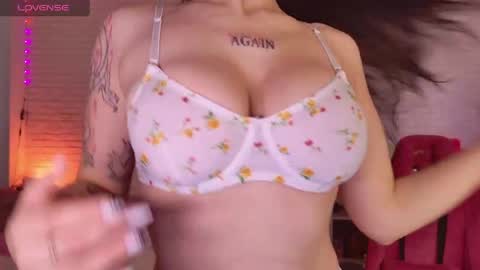 Neko online show from 05-05-26, 10:56