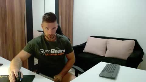 Snapshot of darius_94 chatting on 10-03-25, 04:20 darius_94 online show from 10-03-25, 04:20