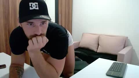 Snapshot of darius_94 chatting on 10-15-25, 02:50 darius_94 online show from 10-15-25, 02:50