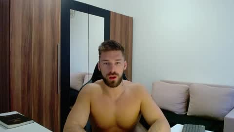 darius_94 online show from 03-28-26, 05:40