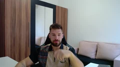 darius_94 online show from 03-31-26, 06:14