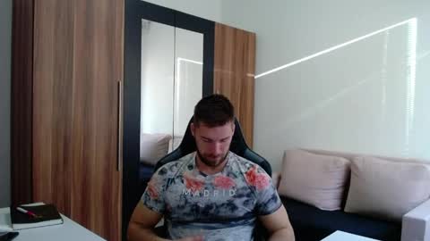 darius_94 online show from 04-30-26, 04:41
