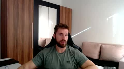 darius_94 online show from 06-23-26, 05:16