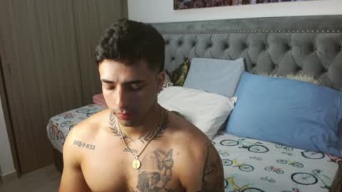 Darius Phoenix  online show from 02-02-25, 04:15