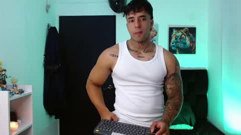 Darius Phoenix  online show from 05-05-26, 06:38