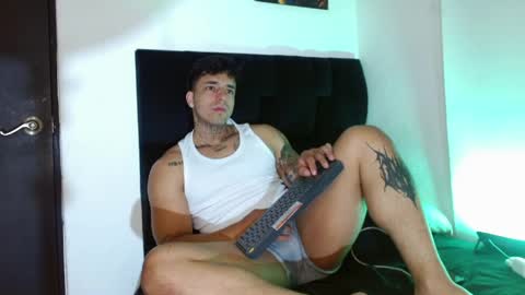 Darius Phoenix  online show from 05-06-26, 06:02
