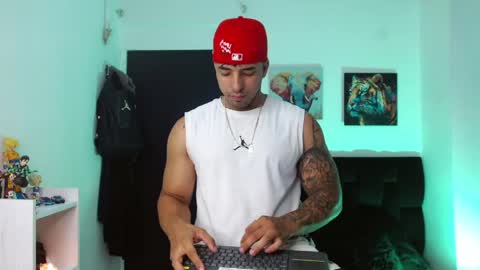 Darius Phoenix  online show from 05-09-26, 07:52
