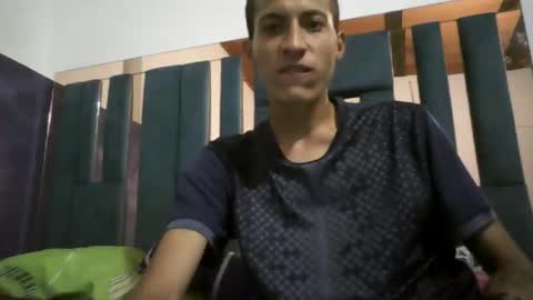 Snapshot of darjhon_m320 chatting on 12-22-25, 07:22 darjhon_m320 online show from 12-22-25, 07:22