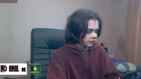 Anessa  online show from 11-11-25, 10:21