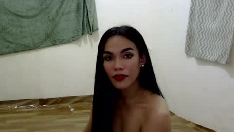 Snapshot of dark_angel000 chatting on 07-25-26, 01:15 Angel000 online show from 07-25-26, 01:15