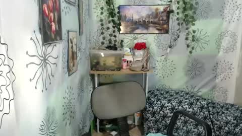 yushico online show from 02-19-25, 09:36