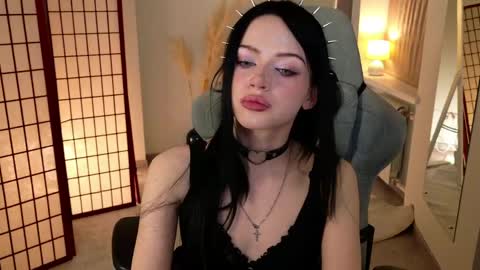 Diva online show from 04-16-26, 10:34