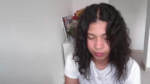 Sofia online show from 01-14-25, 10:23