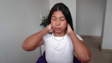 Sofia online show from 02-15-25, 10:42