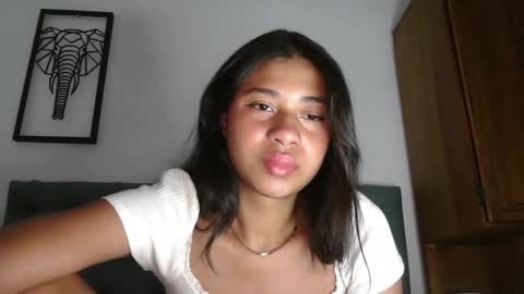 Sofia online show from 10-14-25, 10:21