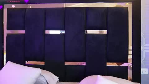 Snapshot of dark_eros_ chatting on 03-16-26, 07:40 Sr. Eros online show from 03-16-26, 07:40