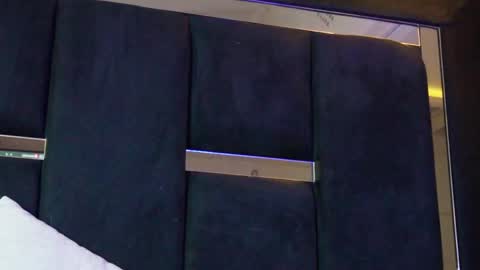 Snapshot of dark_eros_ chatting on 04-09-26, 06:19 Sr. Eros online show from 04-09-26, 06:19