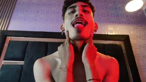 Snapshot of dark_eros_ chatting on 04-10-26, 04:06 Sr. Eros online show from 04-10-26, 04:06