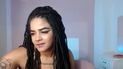 dark_flama online show from 03-26-26, 01:44