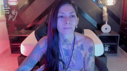 M I K A E L A online show from 06-08-26, 11:43