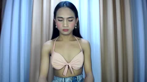 Snapshot of dark_hurohuro19 chatting on 05-26-26, 02:07 LIANNA online show from 05-26-26, 02:07