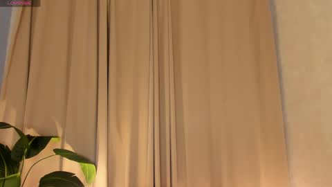 Celine online show from 05-07-26, 12:32