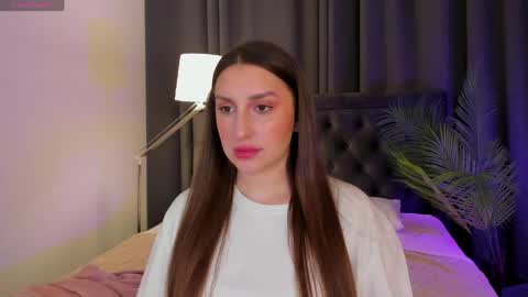 Celine online show from 05-19-26, 08:26