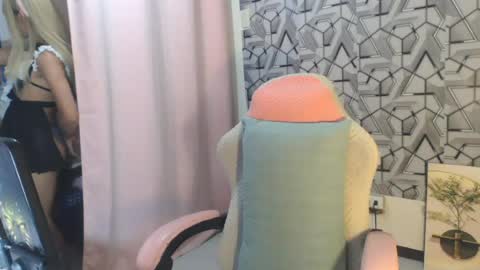 Snapshot of dark_lustxox chatting on 07-24-26, 12:14 dark_lustxox online show from 07-24-26, 12:14