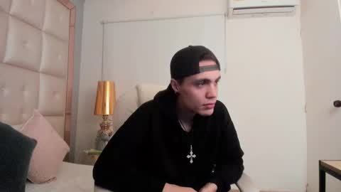 dark_sun333 online show from 01-12-26, 11:10