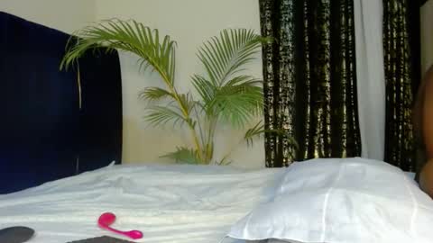 Tiff online show from 12-23-25, 12:19