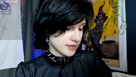 Vamp  online show from 01-22-25, 09:32