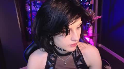 Vamp  online show from 02-10-25, 04:08