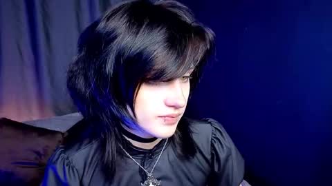 Snapshot of dark_vamp_ chatting on 09-29-25, 05:07 Vamp online show from 09-29-25, 05:07