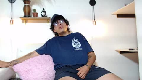 dark_yeager online show from 04-19-26, 07:05