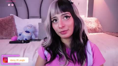 Angel Darcy  online show from 05-07-26, 01:00