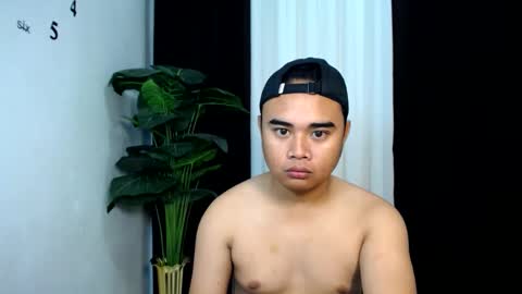 darkash10 online show from 12-25-24, 02:56