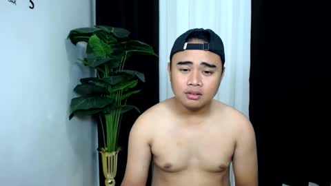 darkash10 online show from 12-26-24, 09:33