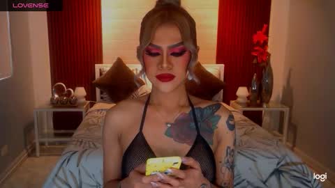 Snapshot of darkbeautysophia chatting on 03-23-26, 12:47 SOPHIA SANCHEZ online show from 03-23-26, 12:47