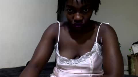 darkerberryy online show from 02-12-26, 09:21